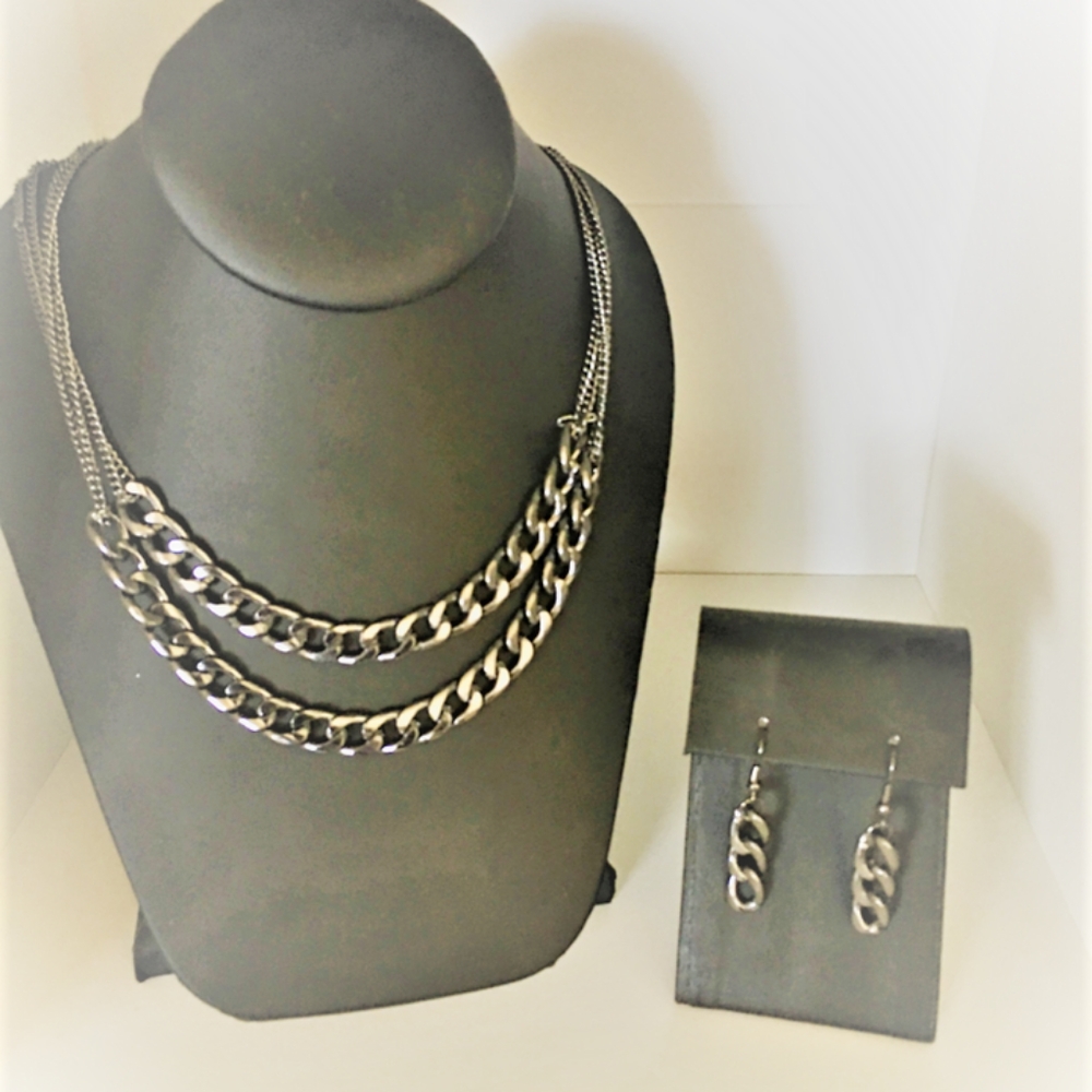 Paparazzi jewelry